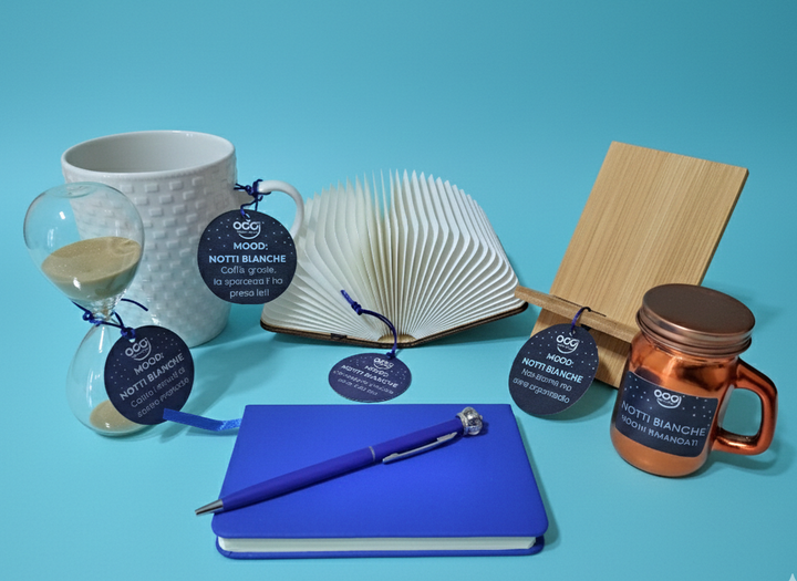 “Box regalo mood NOTTI BIANCHE con lampada, tazza e quaderno